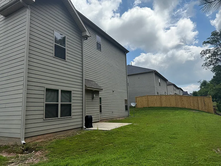 8071 Hillside Climb Way — Photo 4