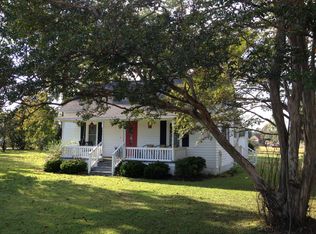 5273 Maxwell Rd, Fayetteville, NC 28312