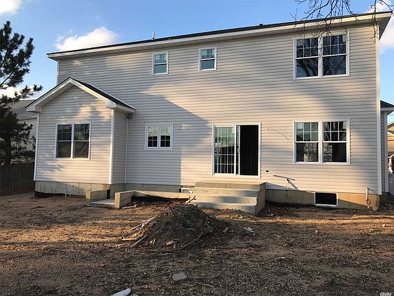 2nd image of 2356 Marlboro St