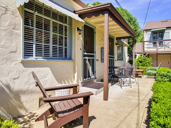 3rd image of 2430 Capitol Ave #2430