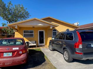 1137 W 40th Pl, Hialeah, FL 33012