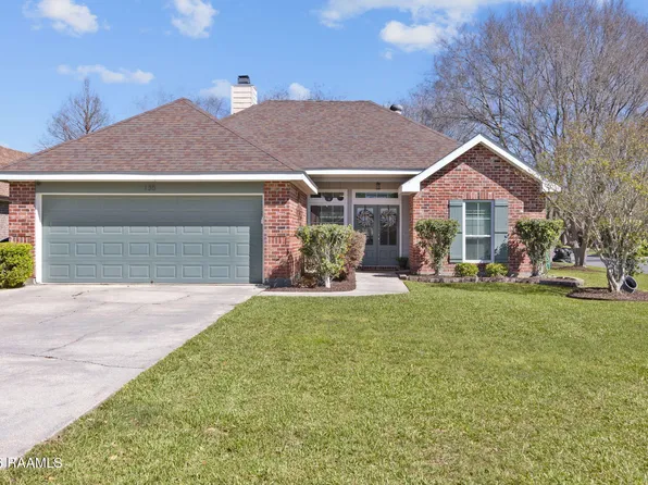 135 Windermere Cir, Youngsville, LA 70592