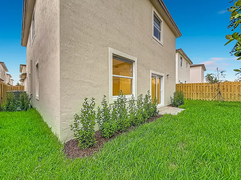 18849 SW 315th St — Photo 46