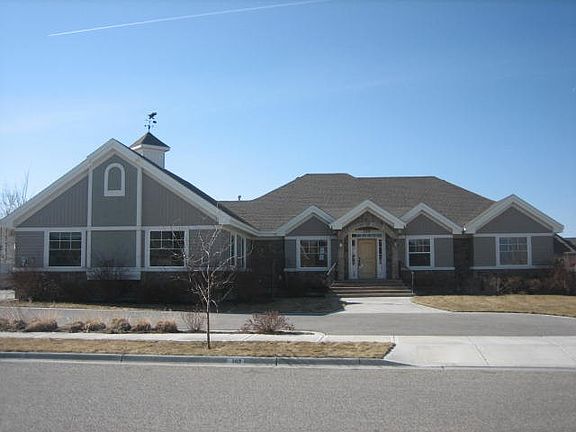 2nd image of 102 Stillwater Dr