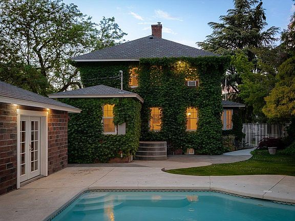 5th image of 507 W 1st Ave