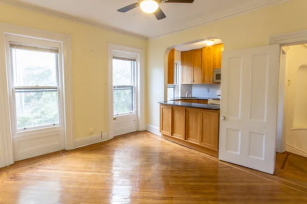 Rented by Twyford Real Estate | media 37