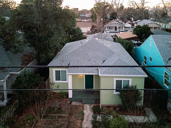 3rd image of 3108 San Carlos Way