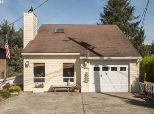 3241 NW Oar Dr, Lincoln City, OR