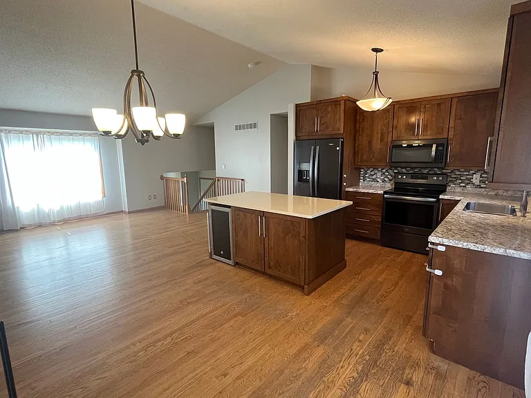 5918 Shetland Dr NW — Photo 10