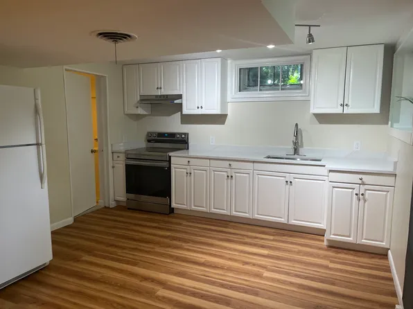 425 Butternut Ct, Orange, CT 06477