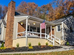 5 Stony Brook Dr, Warren, NJ 07059