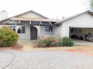 22789 Sitting Bull Rd, Apple Valley, CA 92308