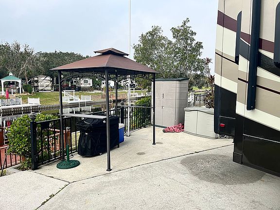 2nd image of 579 Waterway Dr