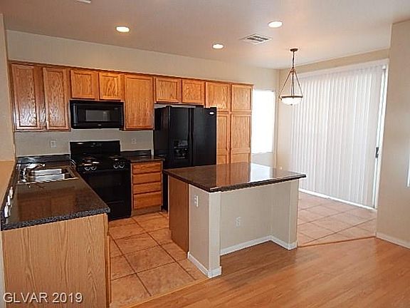 3rd image of 8300 Apple Spice St #0