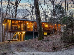 2065 Lakeside Dr, Smithville, TN 37166