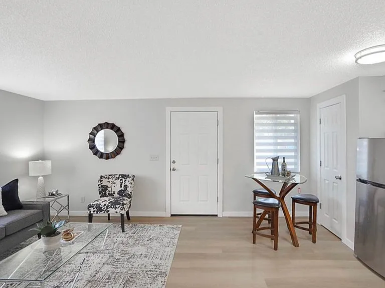 2333 Lee St SE — Photo 6