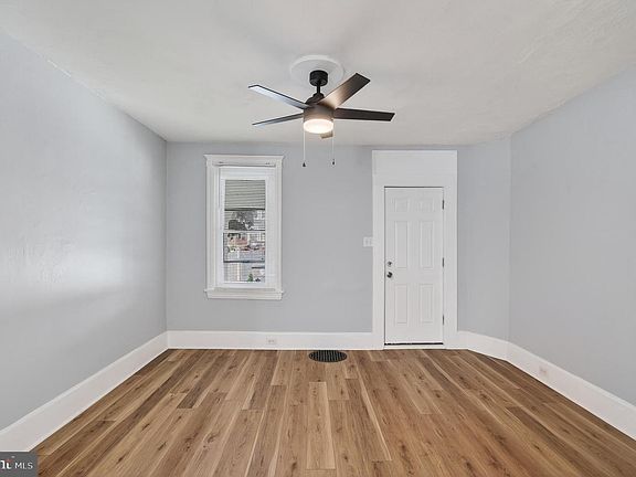 5th image of 344 Lincoln Ave
