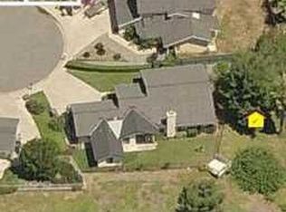 1285 Girard Ct, Vista, CA 92084