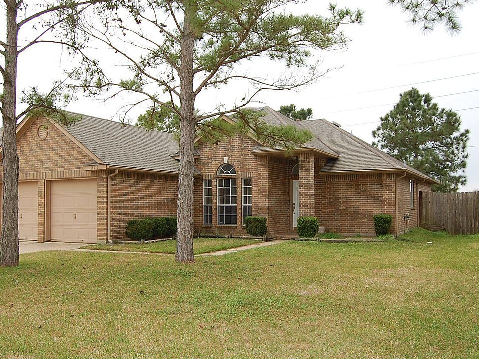 1st image of 14915 Carolina Falls Ln