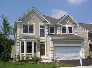 21 Palisades Rd, Old Bridge, NJ 08857