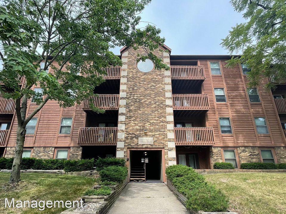 1st image of 305 N Salisbury St #16