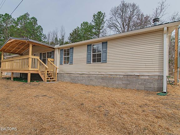 2nd image of 932 Woods Hollow Rd