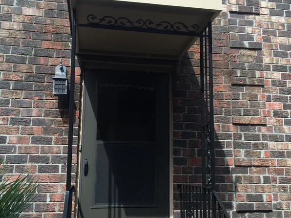 24 Bee St APT K, Charleston, SC 29403