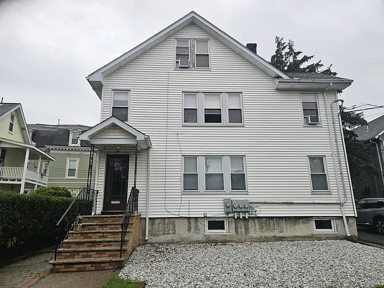 60 Waban Park #3 — Photo 1
