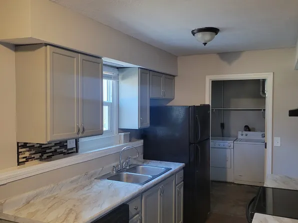 511 S 5th St APT 1, Carlisle, IA 50047