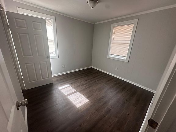 5th image of 1799 Wildrose St