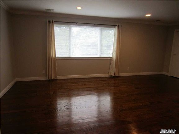 5th image of 152 Hillside Ave #2