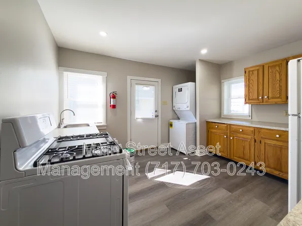 127 N Prince St, Millersville, PA 17551