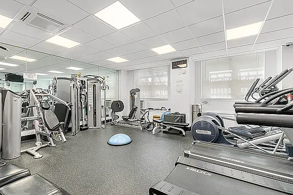 Sold by Nest Seekers International | media 11