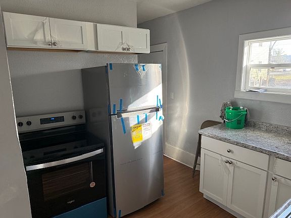 4th image of 1710 Sibley Ave