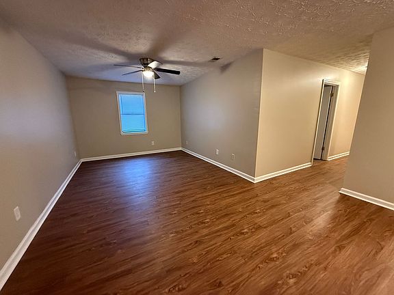 2nd image of 108 Saint Andrews Ct #108