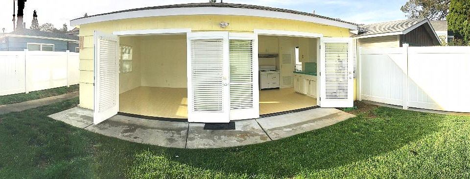 1st image of 2132 Catalina Blvd