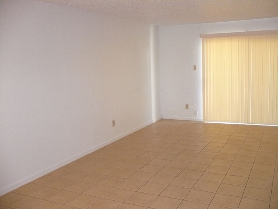 2nd image of 2818 S Bartell Dr APT A8
