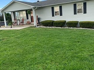800 Hillview Estates Rd, Tompkinsville, KY 42167