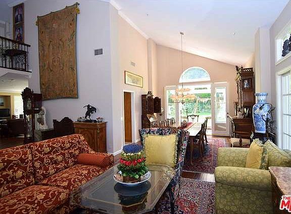 4th image of 4009 San Remo Way