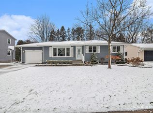 1132 Ottawa Ave, Grand Haven, MI 49417