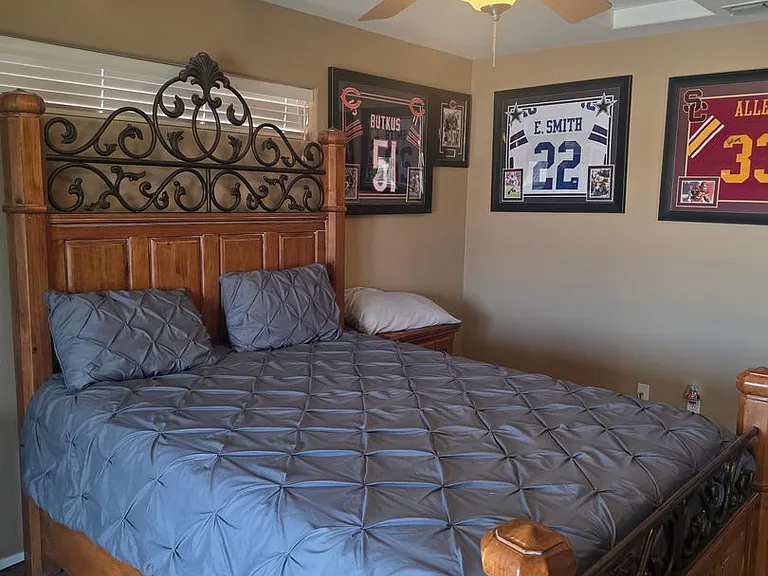 2121 E Desert Lakes Dr — Photo 22