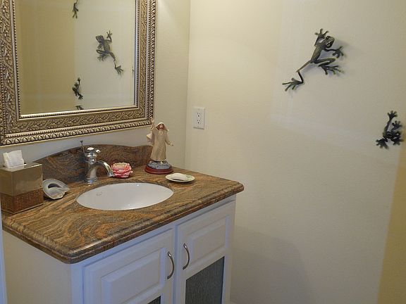 1st floor bathroom