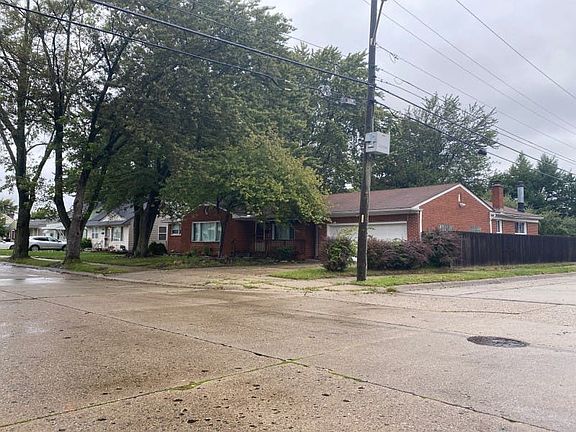 3rd image of 24510 Dale Ave
