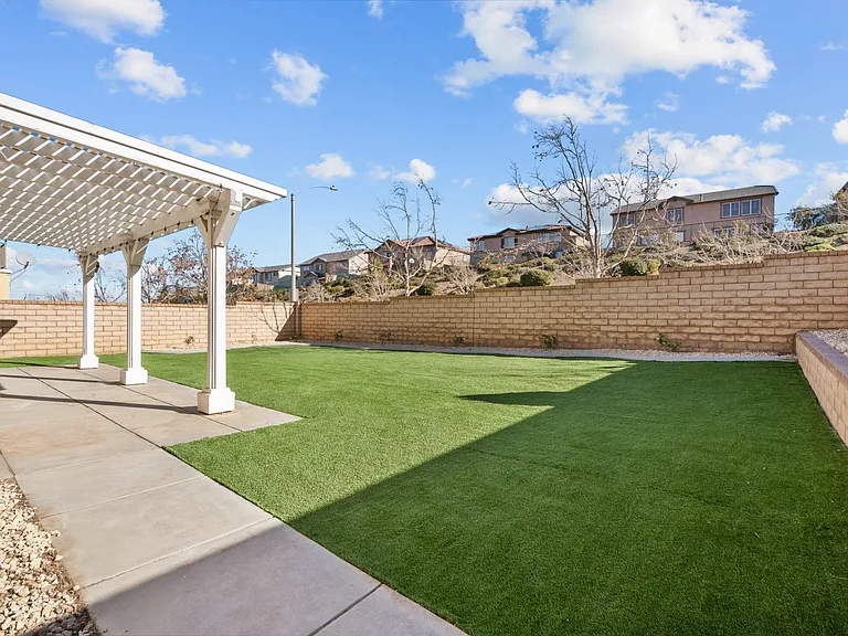 37200 Pergola Ter — Photo 37
