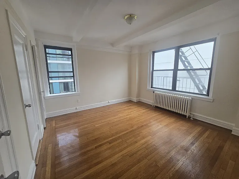 455 W 34th St #12GG — Photo 1