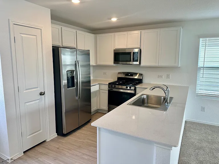 228 Sormonne Loop — Photo 12