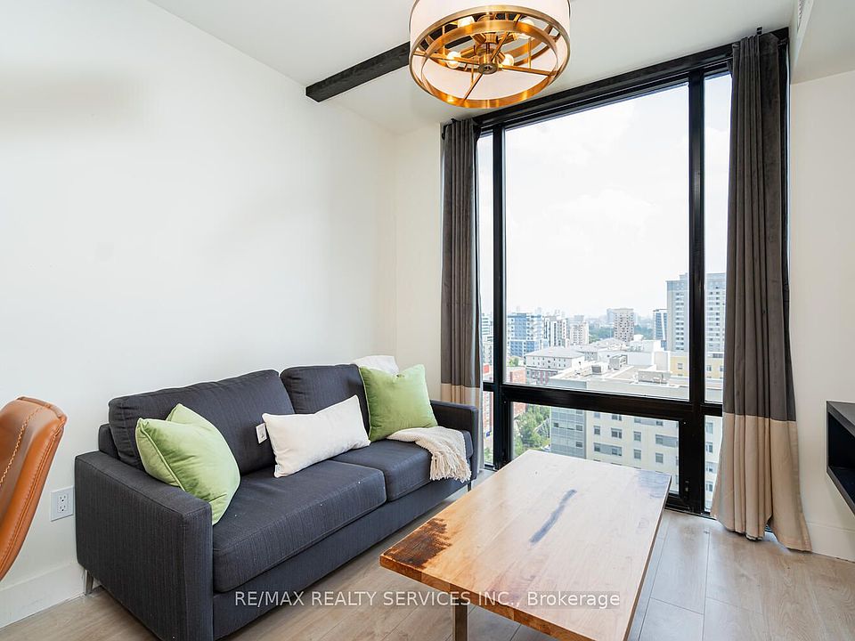 1st image of 145 Columbia St W #1736
