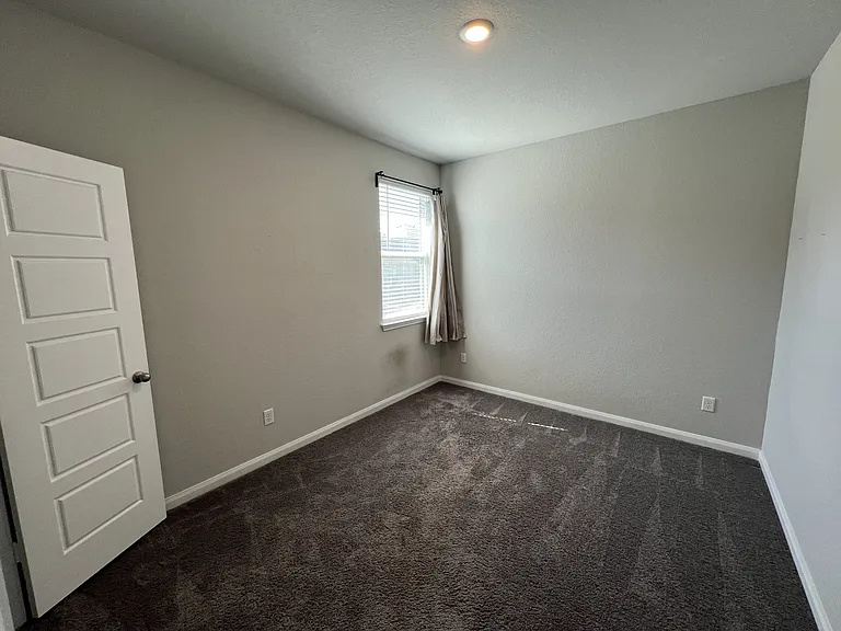 9114 McCoy Pass — Photo 36