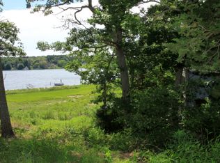 167 Cadmans Neck Rd, Westport, MA 02790