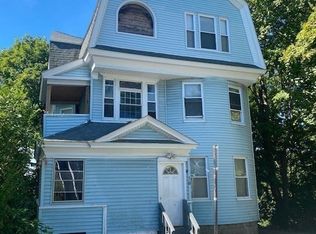 18 Upsala St, Worcester, MA 01610